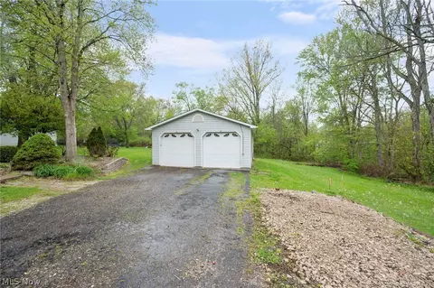 Exterior - 4001 Park Ave, Rootstown, OH 44272 photo 4 of 7