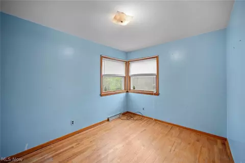 Bedroom - 4001 Park Ave, Rootstown, OH 44272 photo 3 of 4