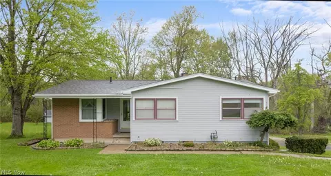 4001 Park Ave, Rootstown, OH 44272