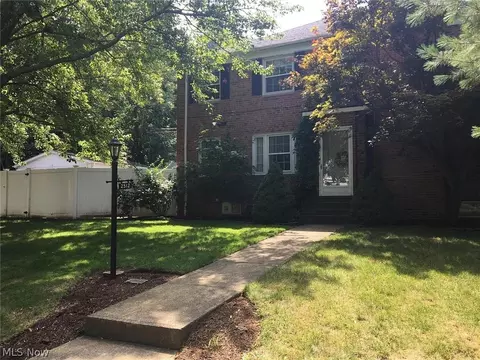 2312 Milton Rd, Cleveland, OH 44118