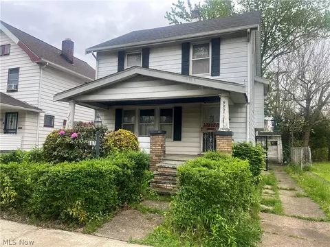 987 E 129th St, Cleveland, OH 44108