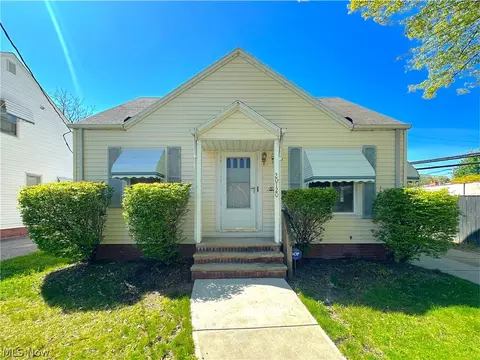 20120 Wilmore Ave, Euclid, OH 44123
