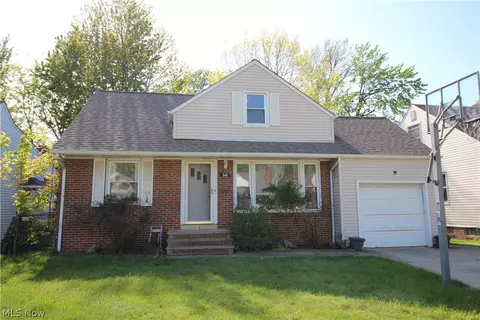 346 Walworth Ave, Euclid, OH 44132