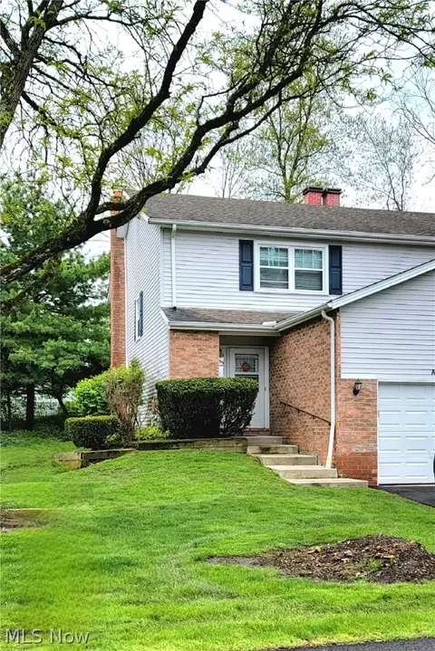 1780 Rolling Hills Dr #A, Twinsburg, OH 44087