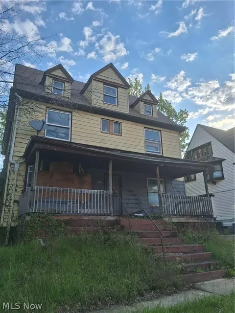 1815 Chapman Ave, East Cleveland, OH 44112