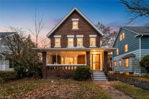 3147 Whitethorn Rd, Cleveland Heights, OH 44118