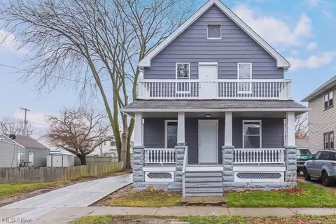 3318 W 48th St, Cleveland, OH 44102