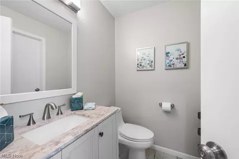 Bath - 5045 Crofton Ave, Solon, OH 44139 photo 1 of 5