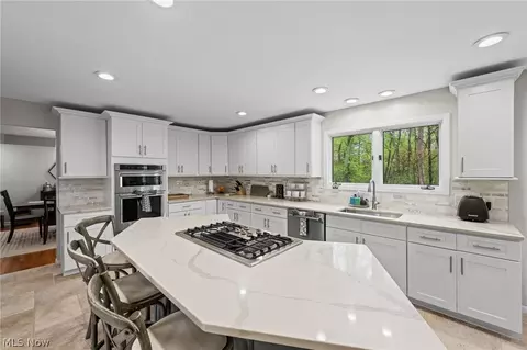 Kitchen - 5045 Crofton Ave, Solon, OH 44139 photo 4 of 4