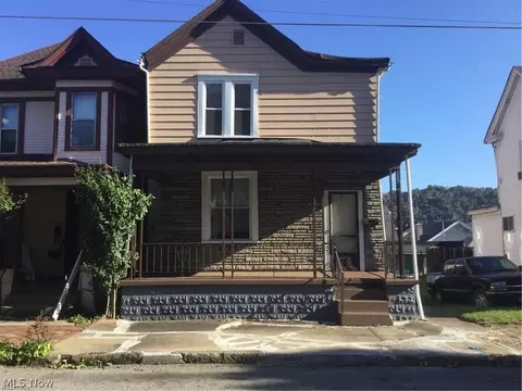 312 N 7th St, Martins Ferry, OH 43935