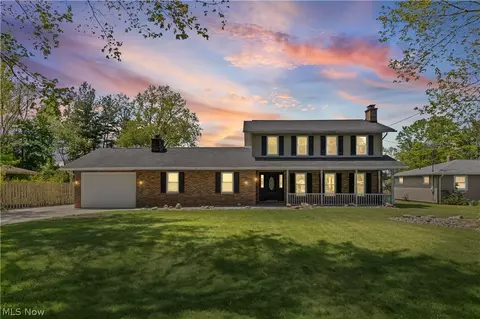 5112 Sheaters Dr, North Canton, OH 44720