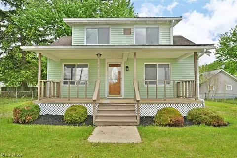 190 Bennett Ct, Geneva, OH 44041