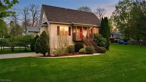 534 Twilight Trl, Chippewa Lake, OH 44215