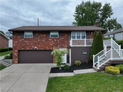 122 Brockton Rd, Steubenville, OH 43953