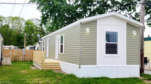 9151 Mentor Ave #A09, Mentor, OH 44060