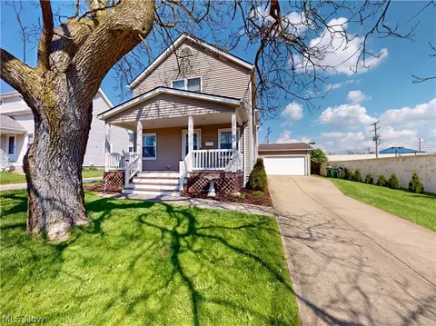 1461 Iroquois Ave, Mayfield Heights, OH 44124