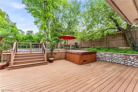 Exterior - 4320 E Sprague Rd, Broadview Heights, OH 44147 photo 6 of 12