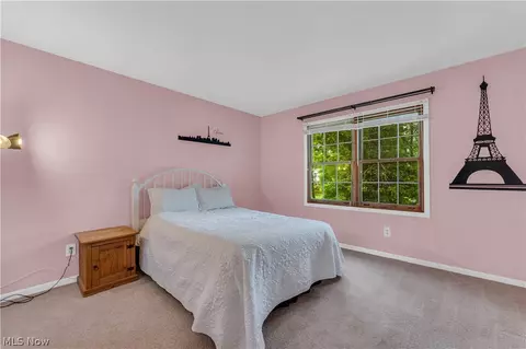Bedroom - 4320 E Sprague Rd, Broadview Heights, OH 44147 photo 3 of 4