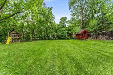 Exterior - 4320 E Sprague Rd, Broadview Heights, OH 44147 photo 7 of 12