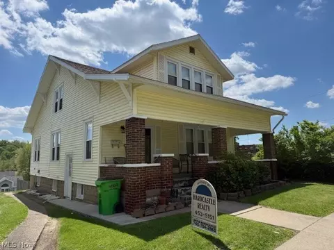 66 W High St, New Concord, OH 43762