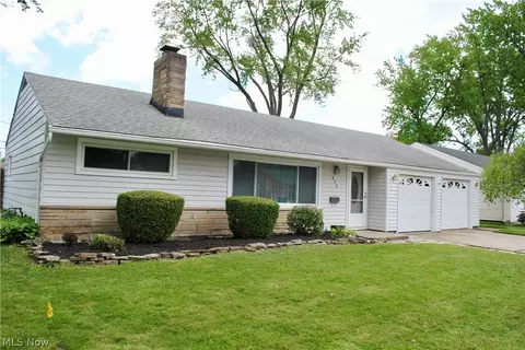 424 Race St, Berea, OH 44017