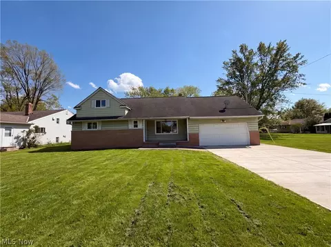 5444 Kenbridge Dr, Cleveland, OH 44143