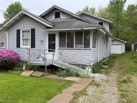 1516 22nd St NE, Canton, OH 44714