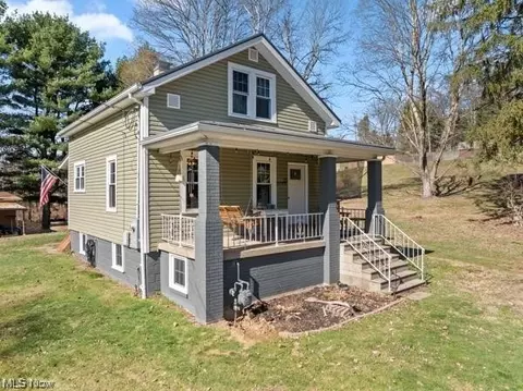 Exterior - 35 Lyle Rd, Wheeling, WV 26003 photo 2 of 4