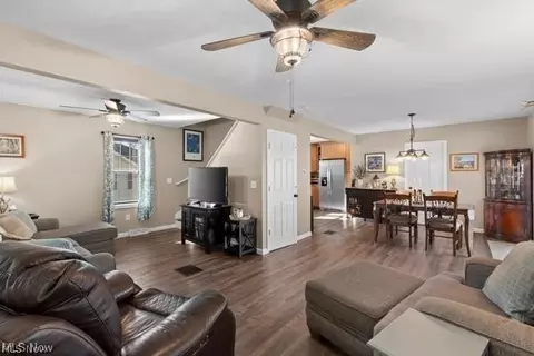 Entry Way - 35 Lyle Rd, Wheeling, WV 26003 photo 1 of 2