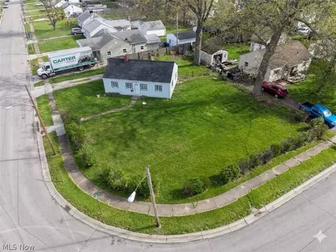 View/Area - 4061 Gregus Ave, Lorain, OH 44055 photo 2 of 4