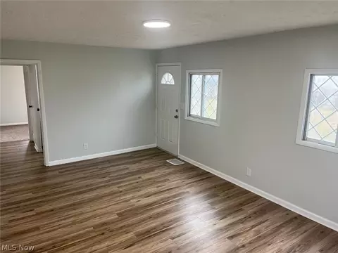 Living - 4061 Gregus Ave, Lorain, OH 44055 photo 2 of 5