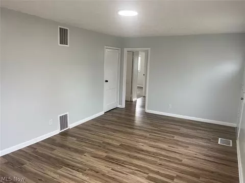 Living - 4061 Gregus Ave, Lorain, OH 44055 photo 4 of 5