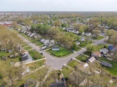 View/Area - 4061 Gregus Ave, Lorain, OH 44055 photo 4 of 4