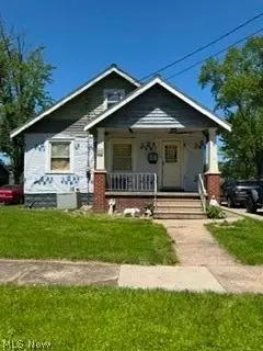 1718 Hamilton St SW, Warren, OH 44485