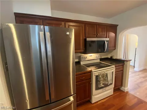 Kitchen - 355 E Dresden Ave, Akron, OH 44301 photo 1 of 2