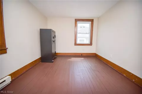 Bedroom - 112 Prospect St, Lodi, OH 44254 photo 9 of 10