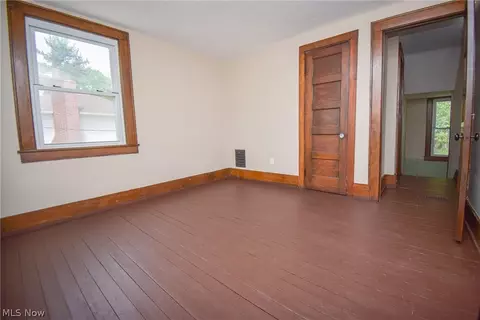 Bedroom - 112 Prospect St, Lodi, OH 44254 photo 8 of 10