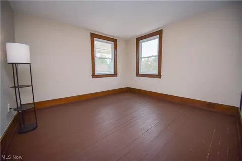 Bedroom - 112 Prospect St, Lodi, OH 44254 photo 6 of 10