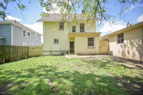Exterior - 112 Prospect St, Lodi, OH 44254 photo 8 of 9