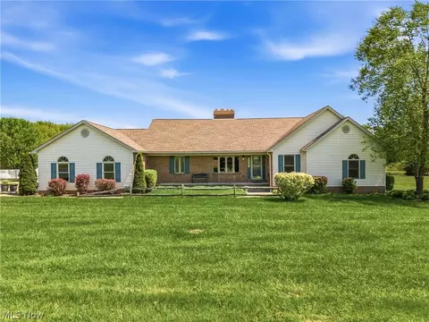 8161 Huxley Rd, Berlin Center, OH 44401