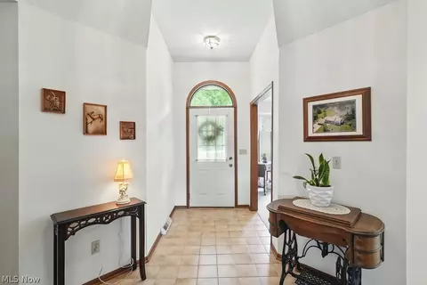 Entry Way - 2800 Worrell Rd, Willoughby Hills, OH 44094 photo 1 of 1