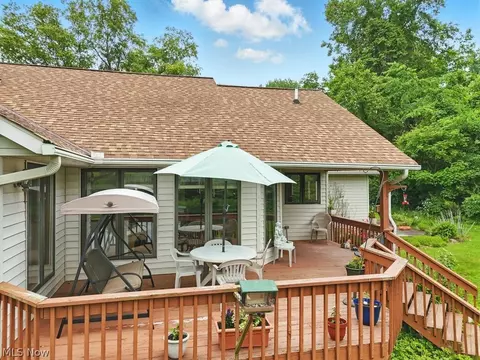 Exterior - 2800 Worrell Rd, Willoughby Hills, OH 44094 photo 3 of 3