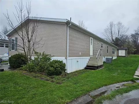 10039 State Route 700 #LOT 118, Mantua, OH 44255
