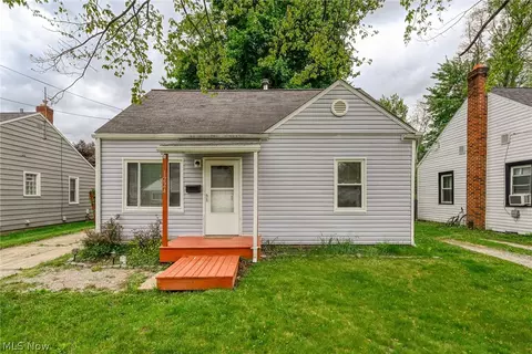 1224 Oakland Ave, Akron, OH 44305