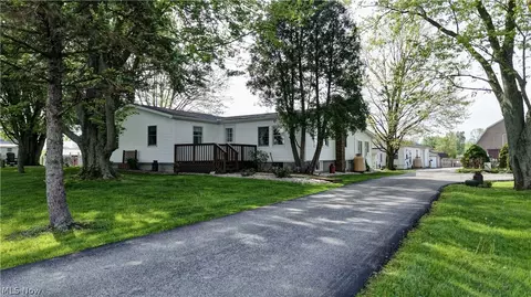 2393 Kinsman Rd NW, North Bloomfield, OH 44450