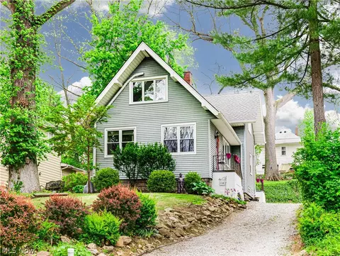 1340 Front St, Cuyahoga Falls, OH 44221