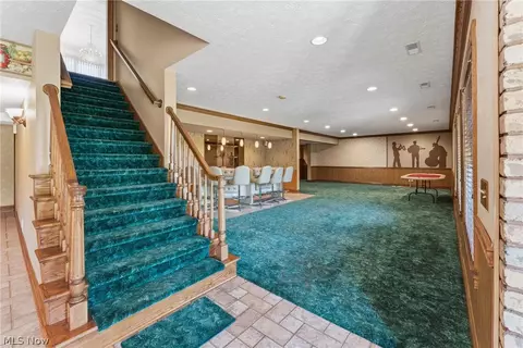 Entry Way - 2595 Augusta Dr SE, Massillon, OH 44646 photo 5 of 6