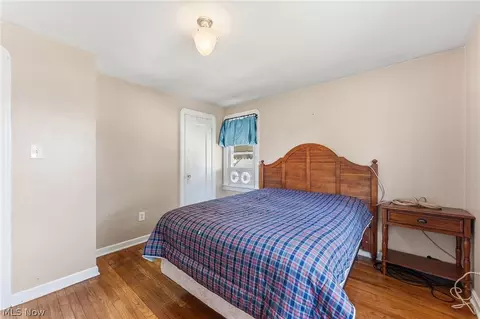 Bedroom - 123 Lafayette St, Elyria, OH 44035 photo 5 of 6