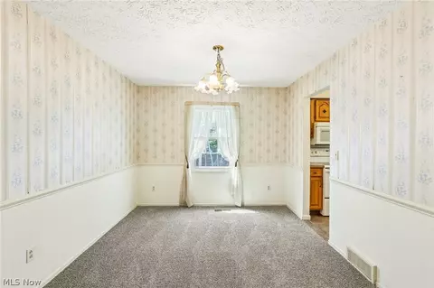 337 Wolf Ave, Wadsworth, OH 44281 photo 14