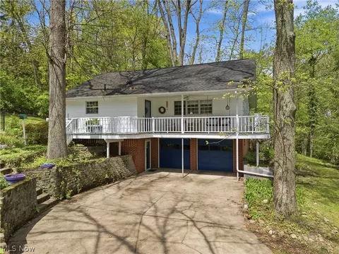 1699 Ambler Ave SW, North Canton, OH 44709